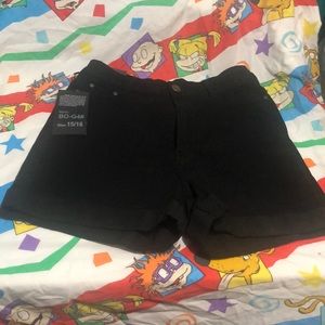 Black boyfriend shorts